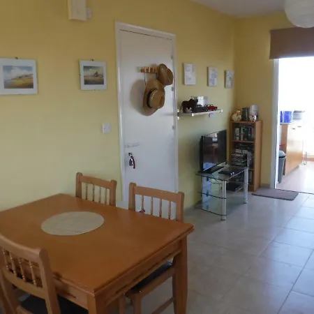 5a Queen Rita Court Apartment Paralimni